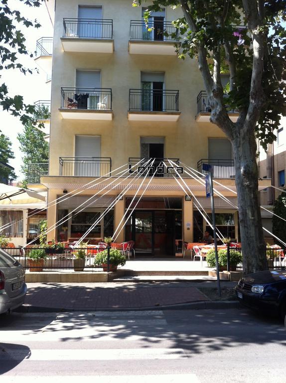 Hotel Londra Rimini Zewnętrze zdjęcie